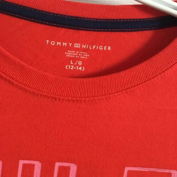 4 for 25 $ TOMMY HILFIGER Brand Print Round-Neck Cotton T-shirt red L (12 - 14) - Picture 2 of 3